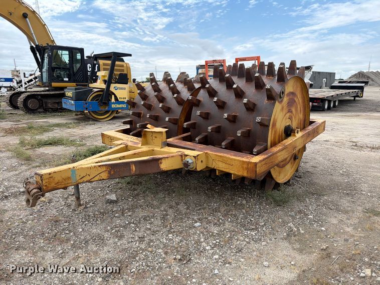 image for item EP7654 North American Steel DD6048 sheepsfoot roller