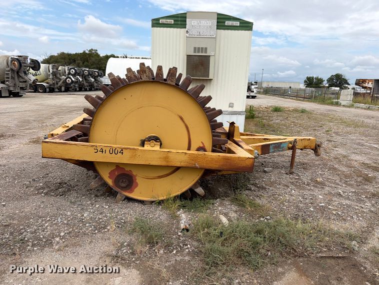 image for item EP7654 North American Steel DD6048 sheepsfoot roller