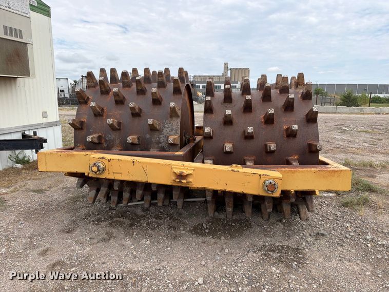 image for item EP7654 North American Steel DD6048 sheepsfoot roller
