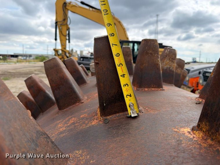 image for item EP7654 North American Steel DD6048 sheepsfoot roller