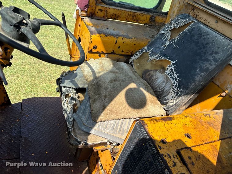 image for item ER3289 John Deere 544-H wheel loader