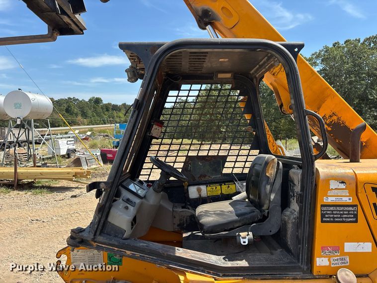 image for item ER3298 1999 JCB 520-50 telehandler