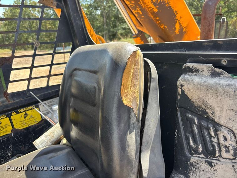 image for item ER3298 1999 JCB 520-50 telehandler
