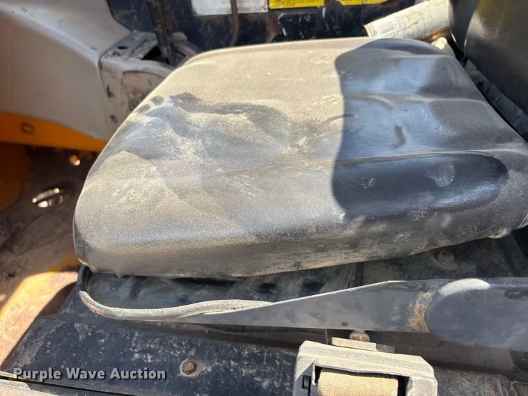 image for item ER3298 1999 JCB 520-50 telehandler
