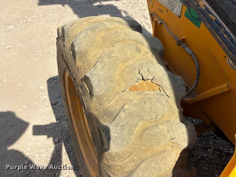 image for item ER3298 1999 JCB 520-50 telehandler