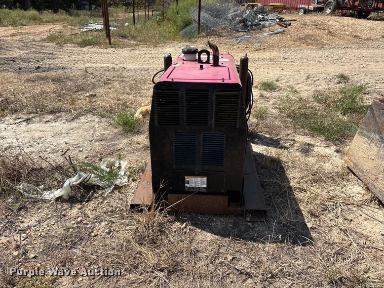 image for item ER3299 Lincoln Electric Ranger 250 GXT welder