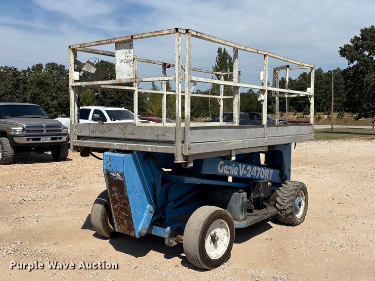 1989 Genie V2470CP scissor lift