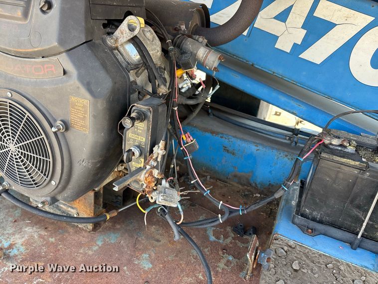 image for item ER3303 1989 Genie V2470CP scissor lift