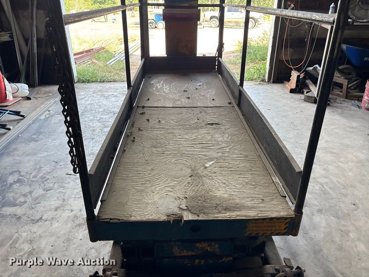 image for item ER3304 Heff-T-Herman 125BSP scissor lift
