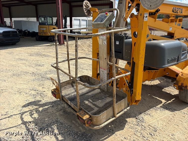 image for item ES8104 2018 Haulotte 4527A boom lift