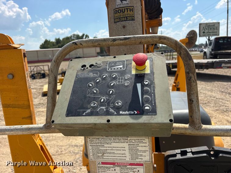 image for item ES8104 2018 Haulotte 4527A boom lift