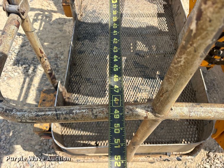 image for item ES8104 2018 Haulotte 4527A boom lift