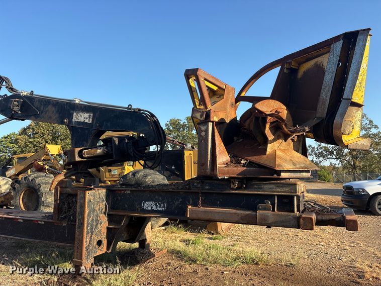 image for item ES8111 2016 Tigercat 250D log loader