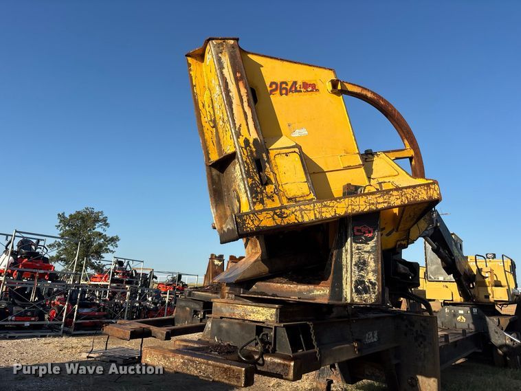 image for item ES8111 2016 Tigercat 250D log loader