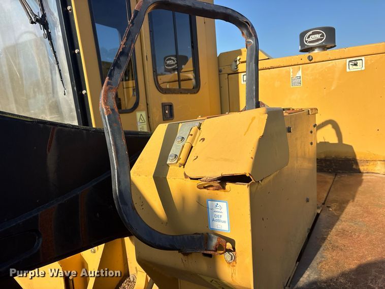image for item ES8111 2016 Tigercat 250D log loader