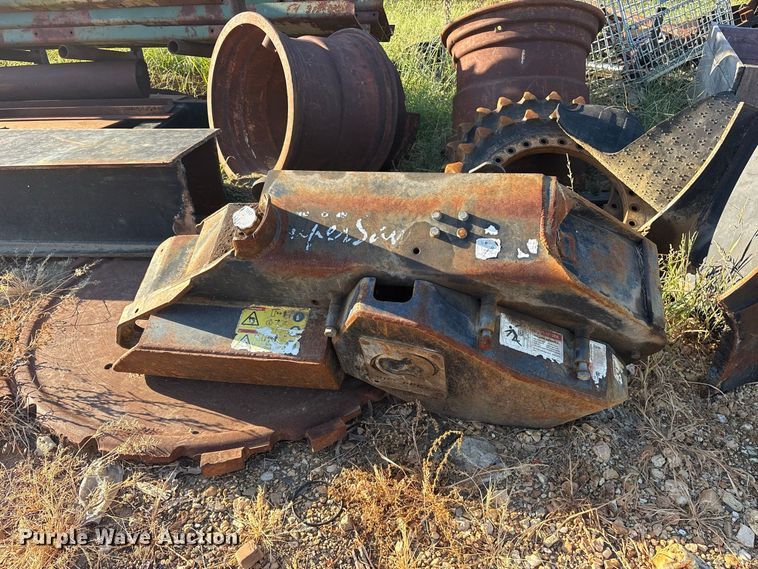 image for item ES8111 2016 Tigercat 250D log loader