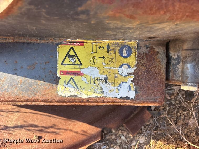 image for item ES8111 2016 Tigercat 250D log loader
