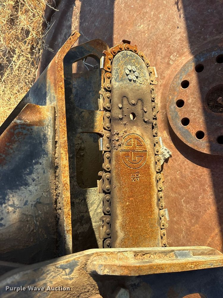 image for item ES8111 2016 Tigercat 250D log loader