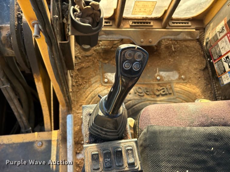 image for item ES8111 2016 Tigercat 250D log loader