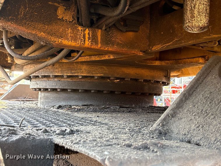 image for item ES8111 2016 Tigercat 250D log loader