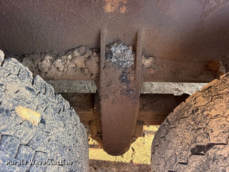 image for item ES8111 2016 Tigercat 250D log loader
