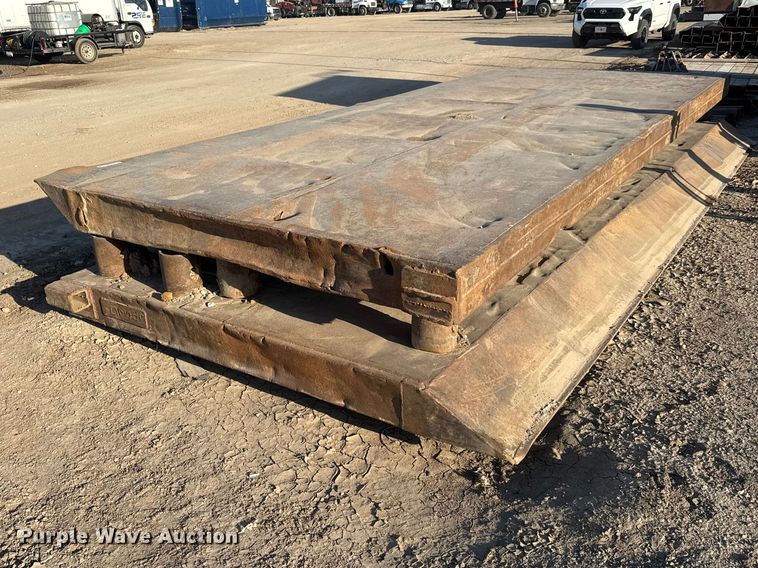 Trench box