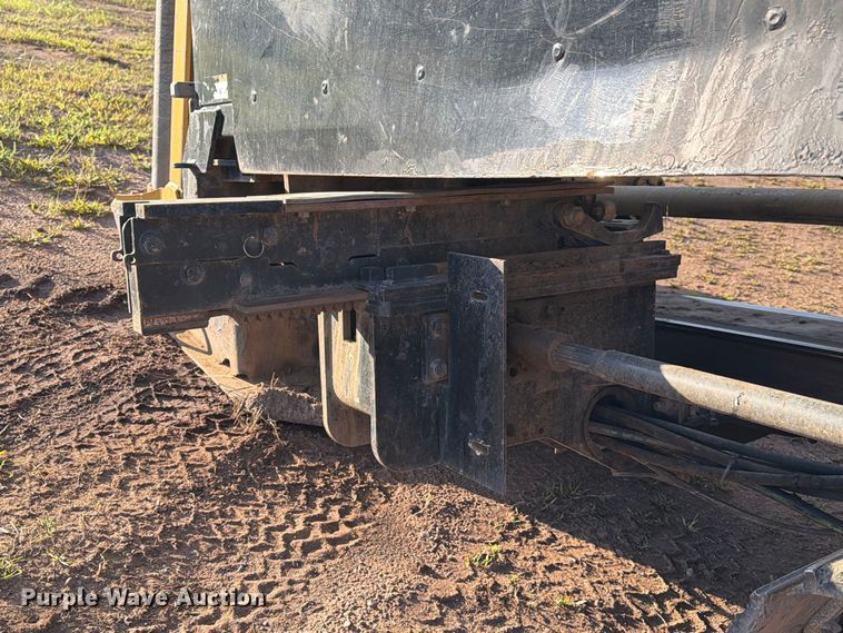 image for item EU0883 2016 Vermeer D24x40 Navigator S3 directional boring unit