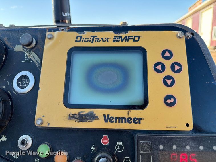 image for item EU0884 2013 Vermeer D24x40 Navigator Series II directional boring unit