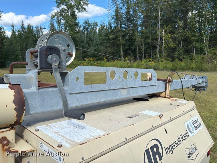 image for item EU0888 2011 Ingersoll Rand LS-60HZ-T4F light plant