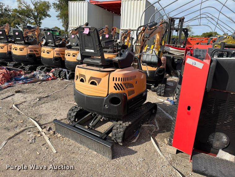 image for item EU1542 2024 Erie Industries EM15 mini excavator