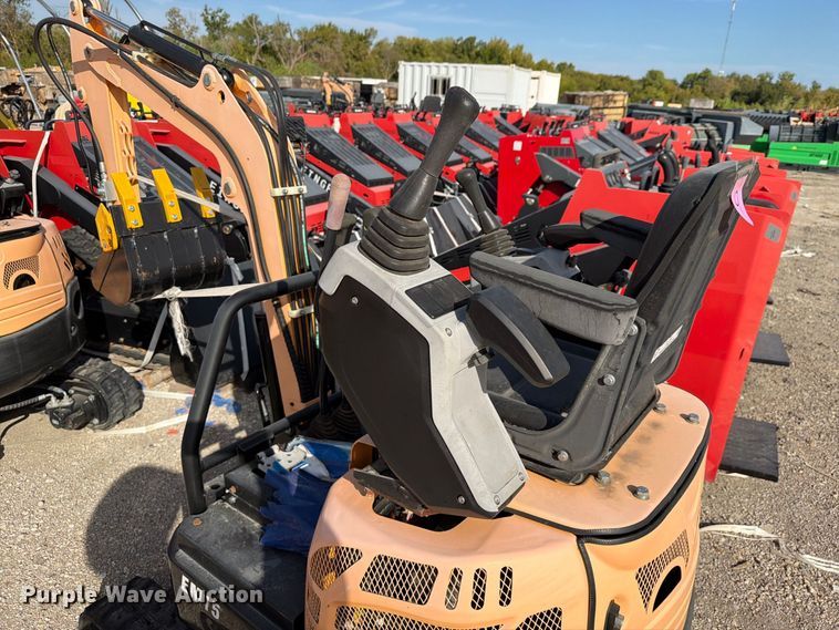 image for item EU1542 2024 Erie Industries EM15 mini excavator