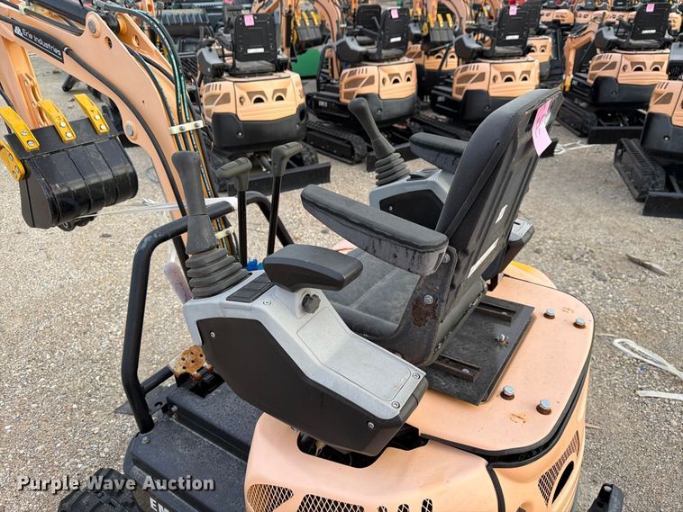 image for item EU1544 2024 Erie Industries EM15 mini excavator