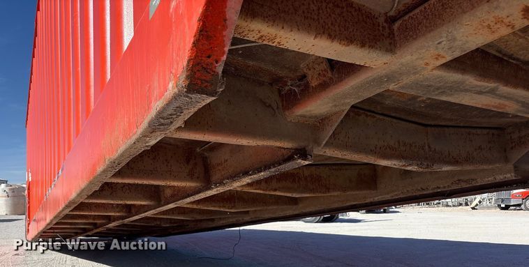 image for item EU4764 2011 Dragon frac tank trailer