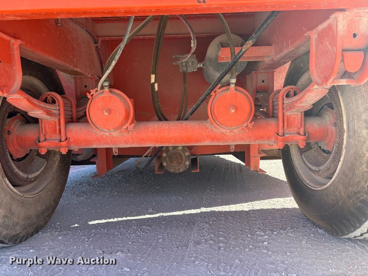 image for item EU4764 2011 Dragon frac tank trailer