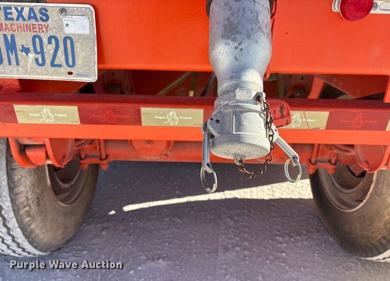 image for item EU4764 2011 Dragon frac tank trailer