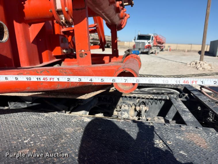 image for item EU4764 2011 Dragon frac tank trailer