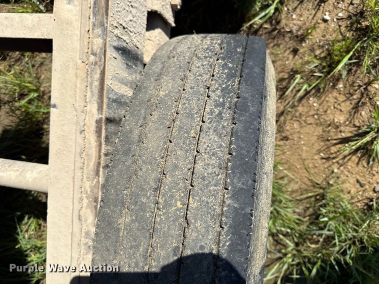 image for item EV6188 2015 PJ D7142 dump trailer