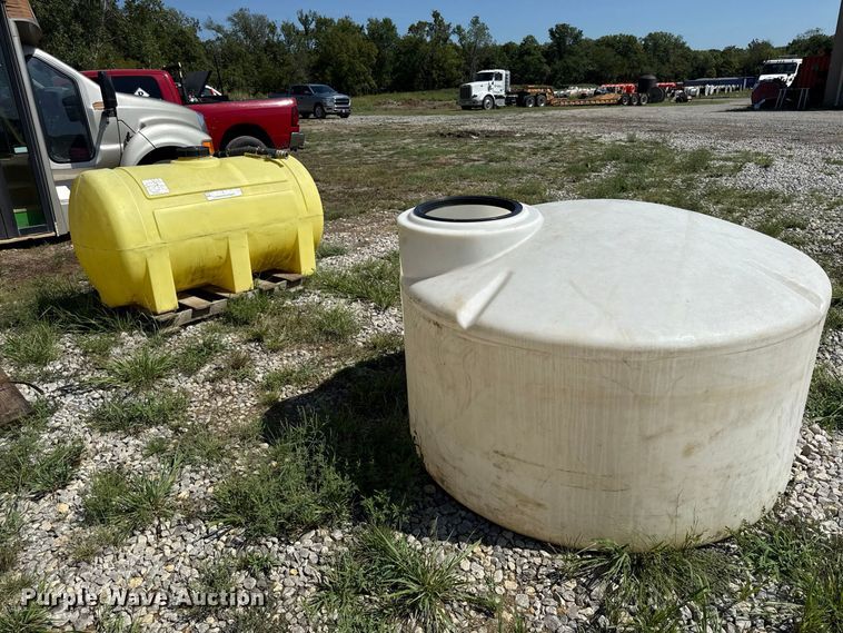 image for item EV6189 (4) poly tanks