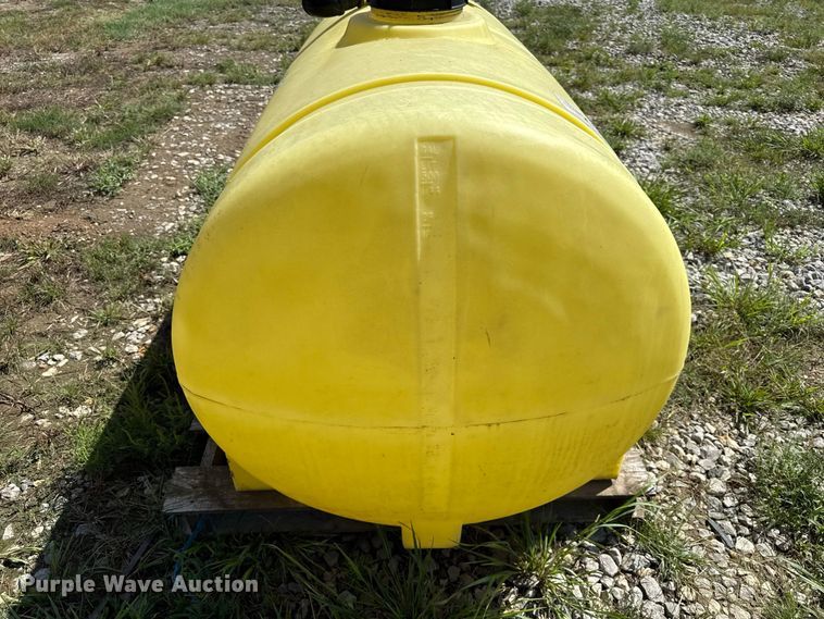 image for item EV6189 (4) poly tanks