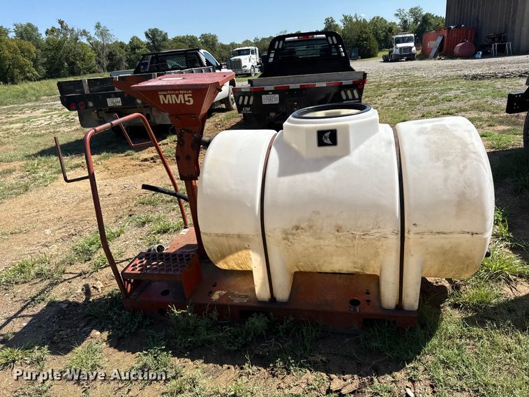 image for item EV6190 Ditch Witch MM5 fluid mixing tank