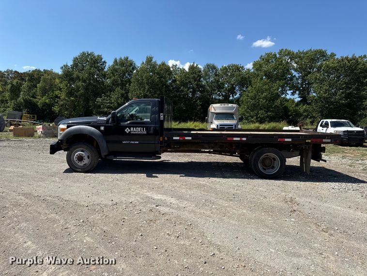 image for item EV6191 2011 Ford F550 Super Duty flatbed truck