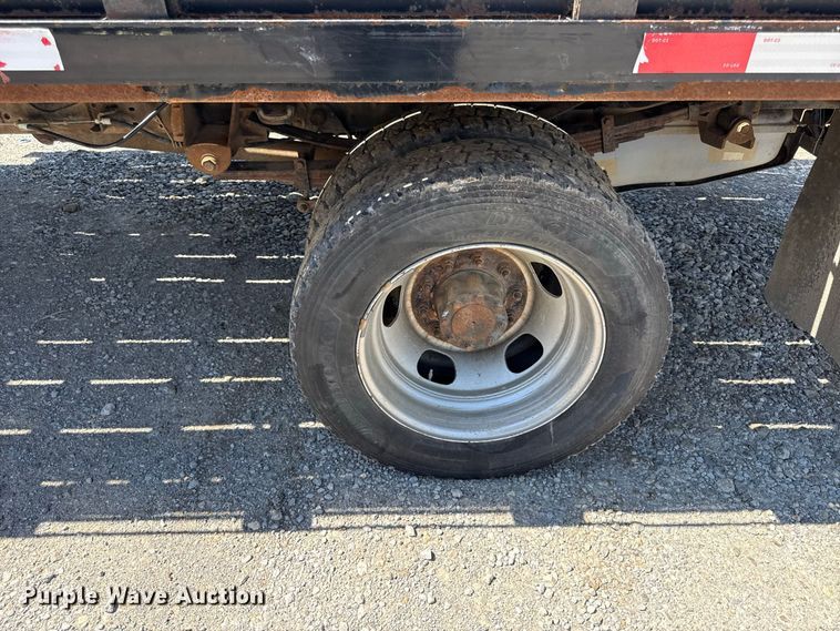 image for item EV6191 2011 Ford F550 Super Duty flatbed truck