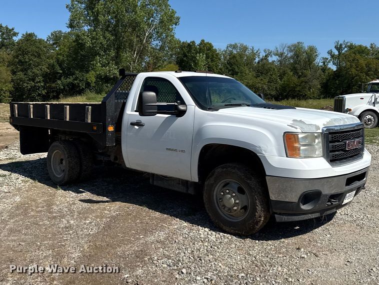 image for item EV6194 2014 GMC Sierra 3500HD dump flatbed pickup truck