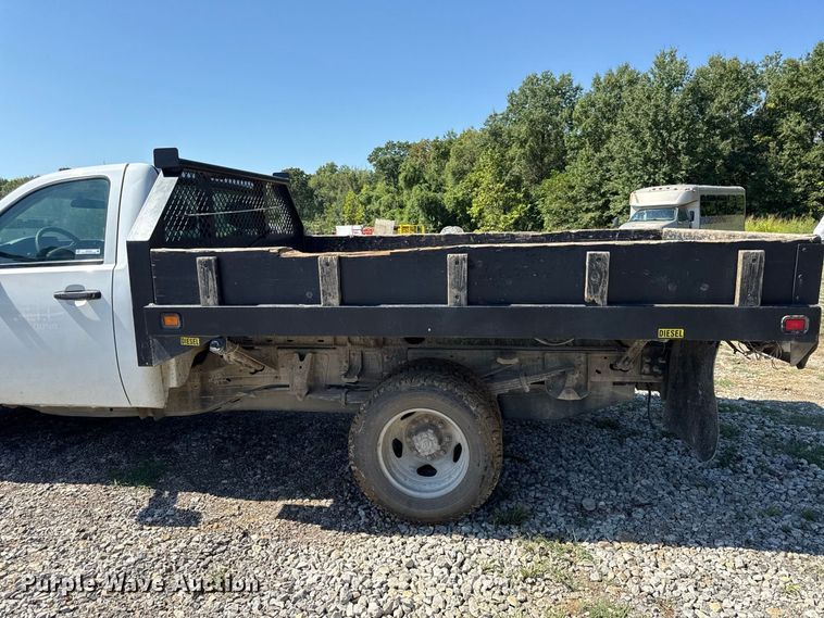 image for item EV6194 2014 GMC Sierra 3500HD dump flatbed pickup truck