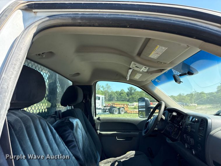 image for item EV6194 2014 GMC Sierra 3500HD dump flatbed pickup truck