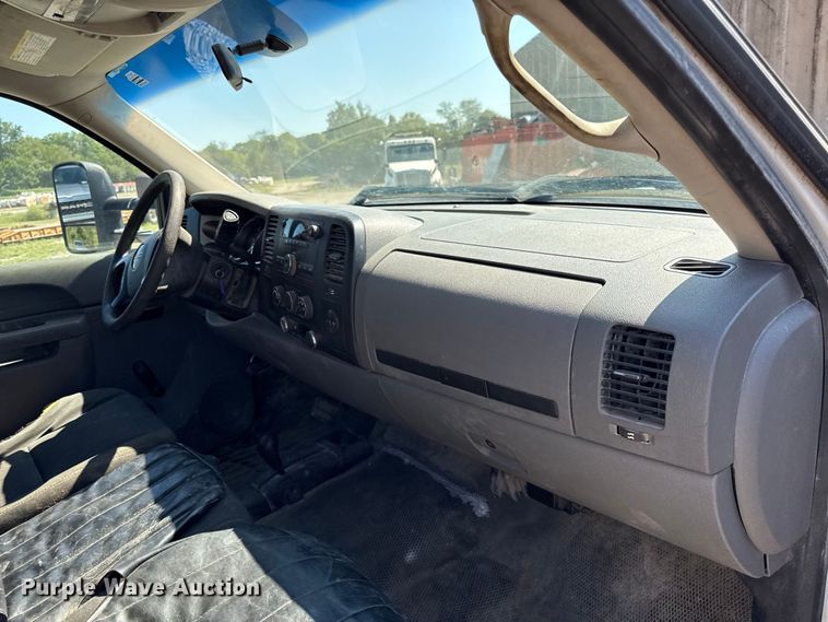 image for item EV6194 2014 GMC Sierra 3500HD dump flatbed pickup truck