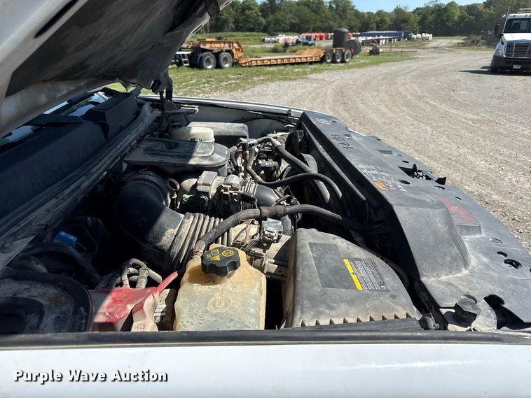 image for item EV6194 2014 GMC Sierra 3500HD dump flatbed pickup truck