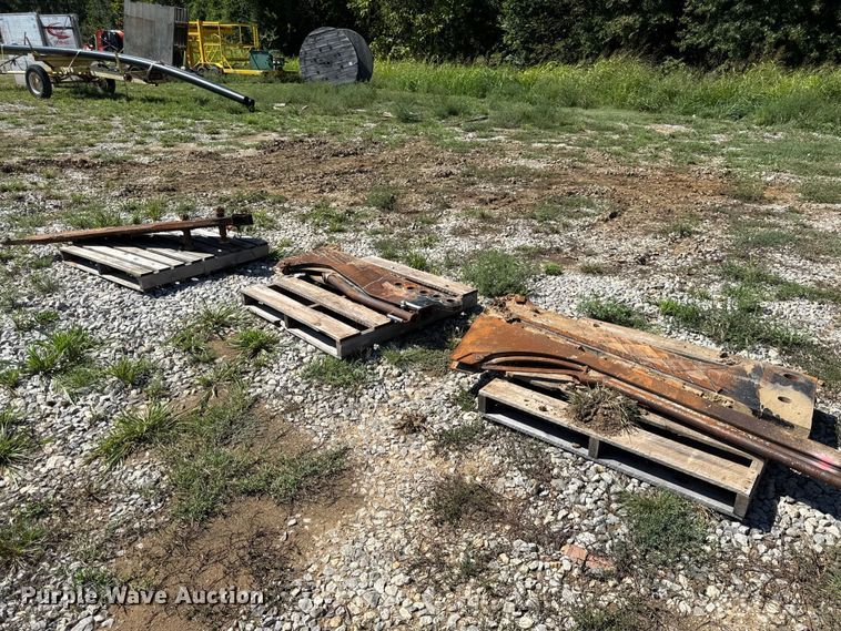 image for item EV6199 (3) vibratory plow blades