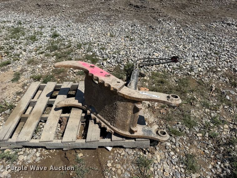 image for item EV6202 Excavator thumb