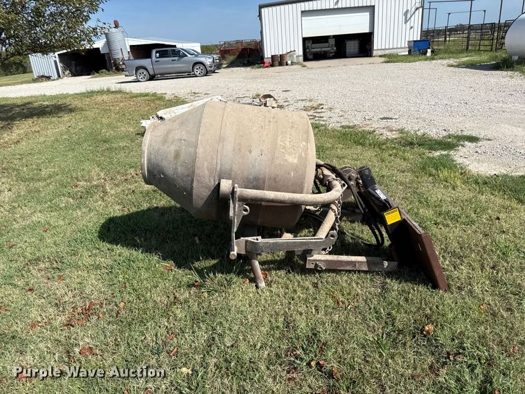 image for item EV6205 Skid steer cement mixer